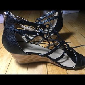 Black Covington wedges